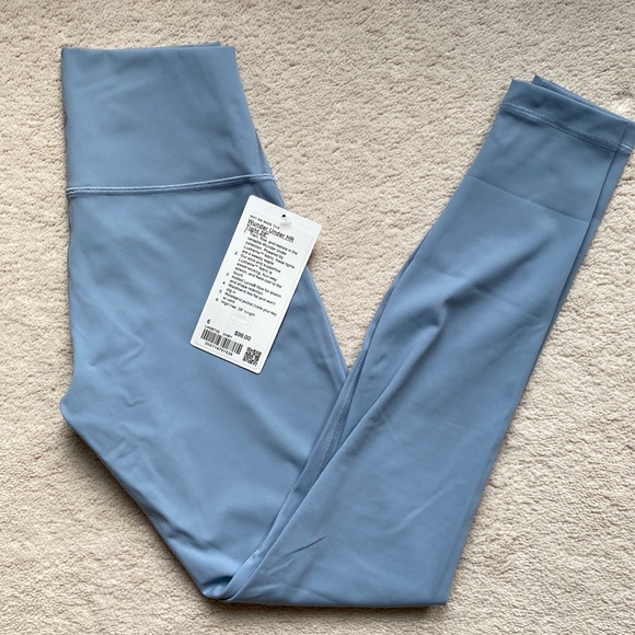 Lululemon Wunder Under HR (size6) - Picture 1 of 3